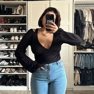 Revolve H:ours Balloon Sleeve Blouse